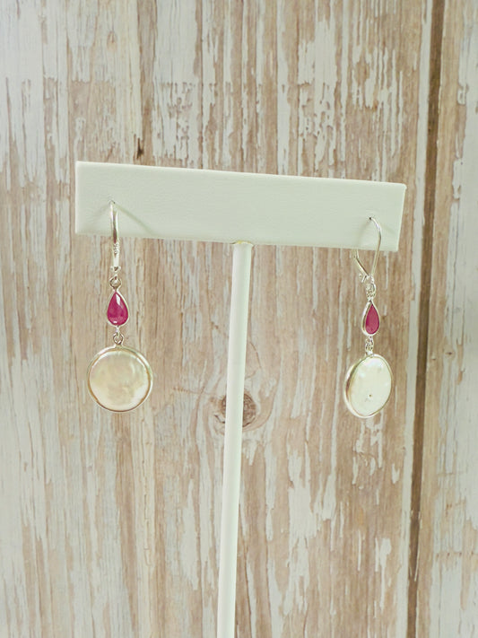 Pearl ruby hanging earrings
