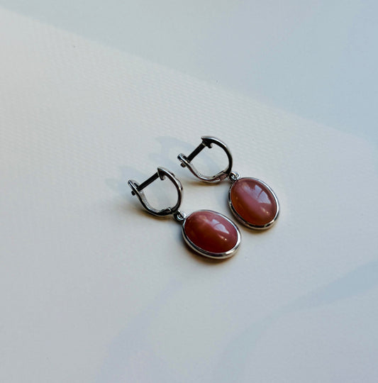 Pink moonstone