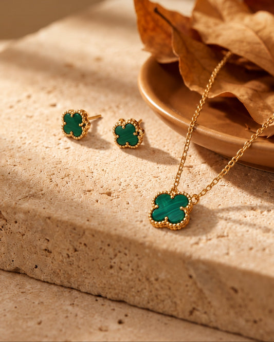 Green clover necklace set in sterling silver