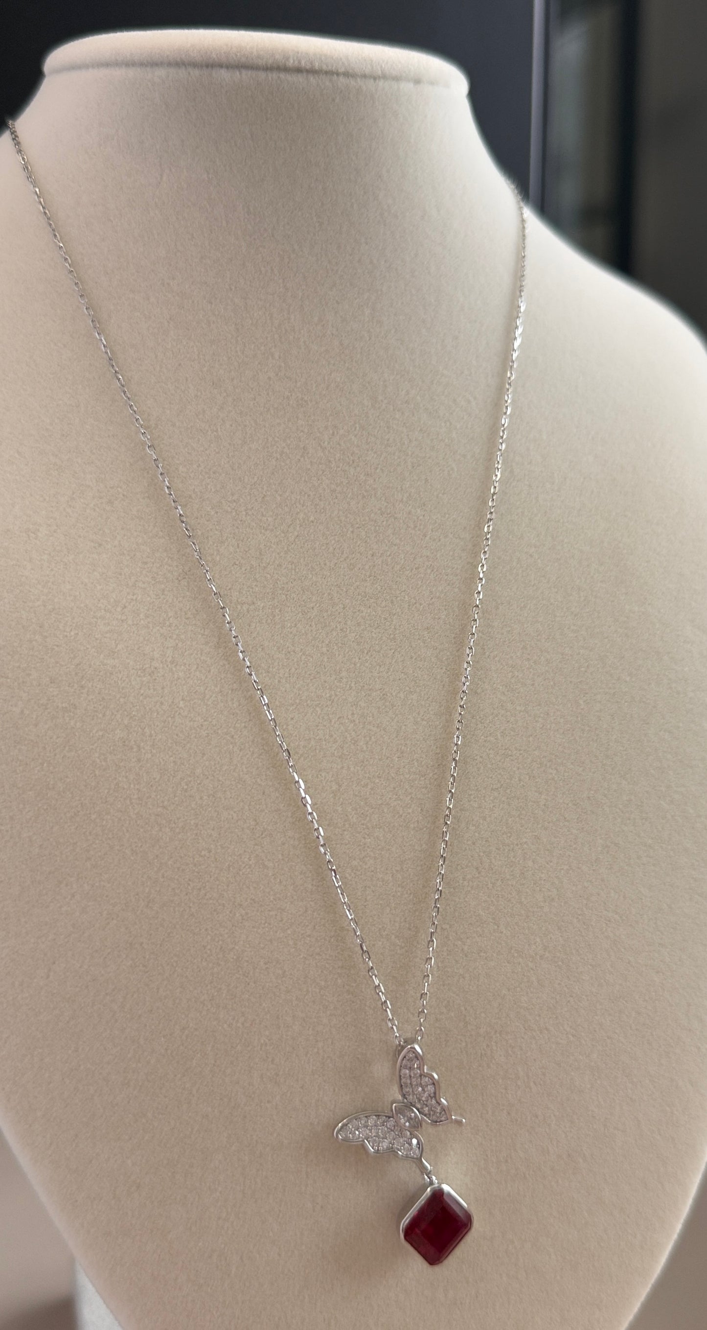 Ruby Flutter Butterfly Necklace Set