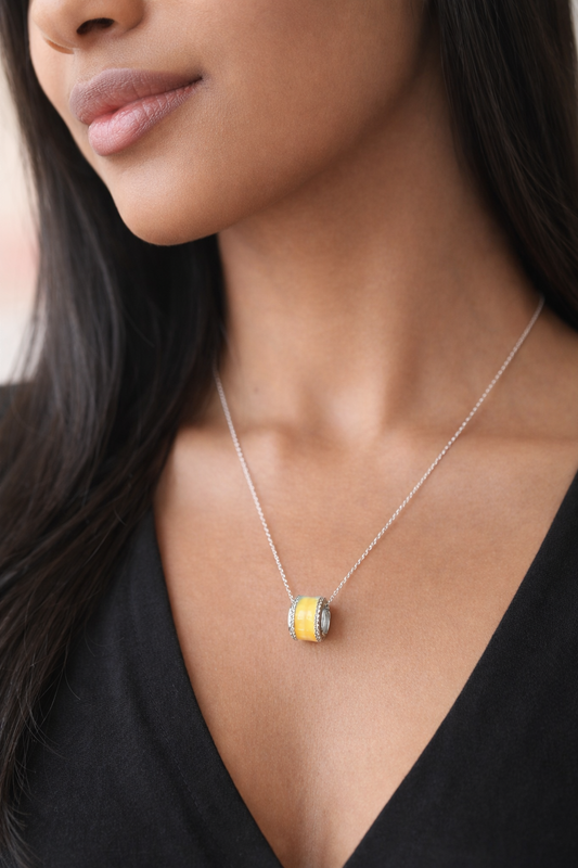loop necklace