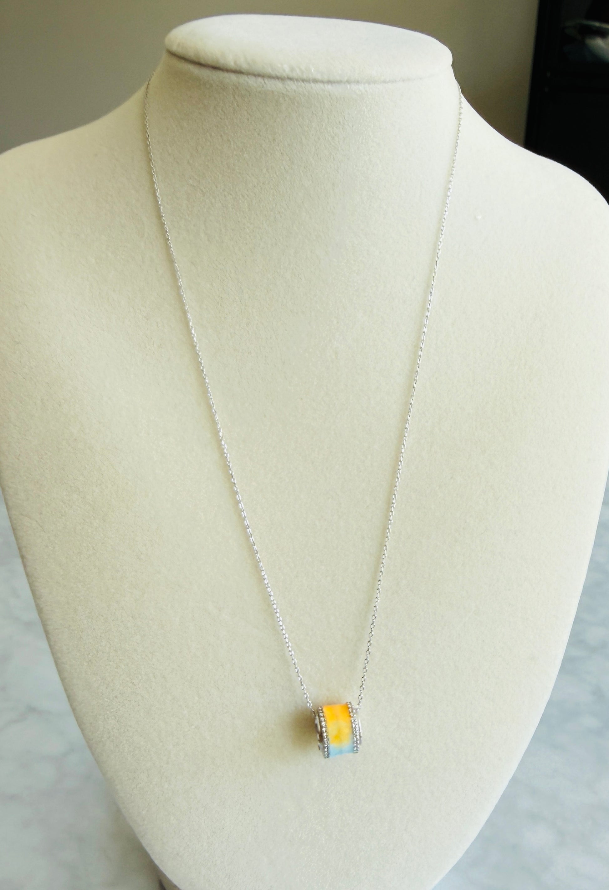 silver loop necklace