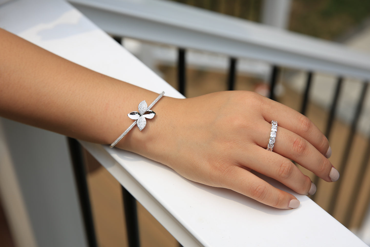 Floral 4-Petal Zirconia Bracelet