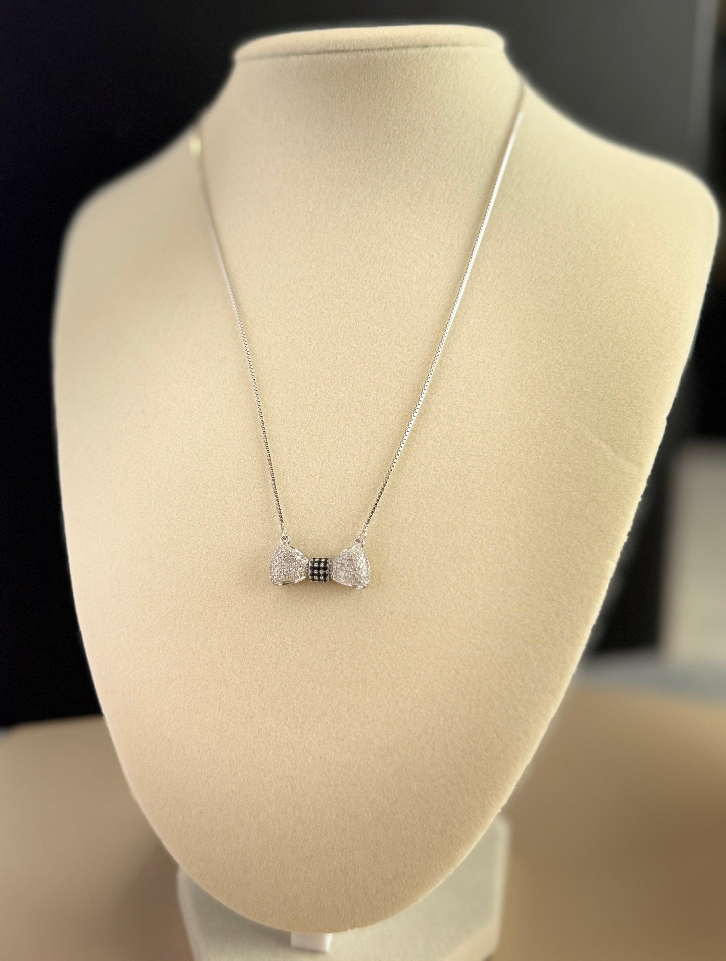 Bow Necklace Set minimal everyday fine jewelry in solid gold and sterling 925 silver with natural gemstones.
