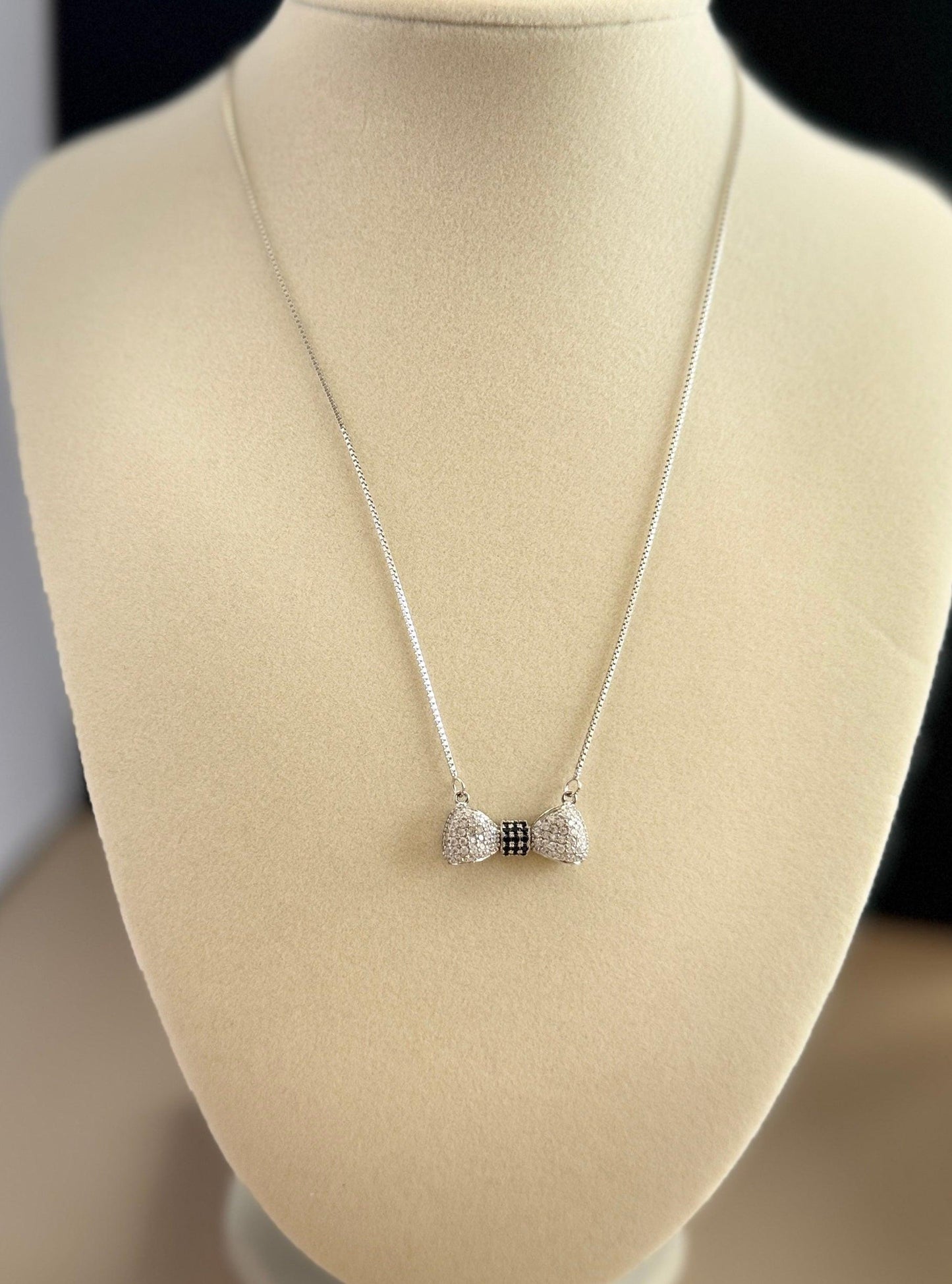 Bow Necklace Set minimal everyday fine jewelry in solid gold and sterling 925 silver with natural gemstones.