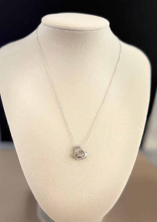 Everheart Set minimal everyday fine jewelry in solid gold and sterling 925 silver with natural gemstones.